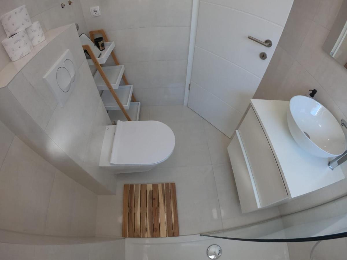 Sun-Drenched Apartment "The View" Zadar Exteriör bild