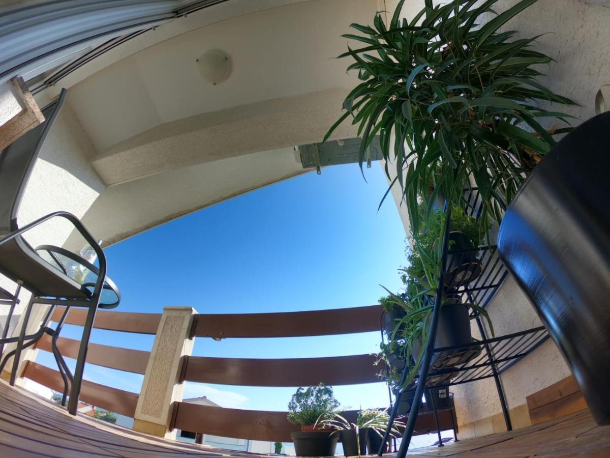 Sun-Drenched Apartment "The View" Zadar Exteriör bild